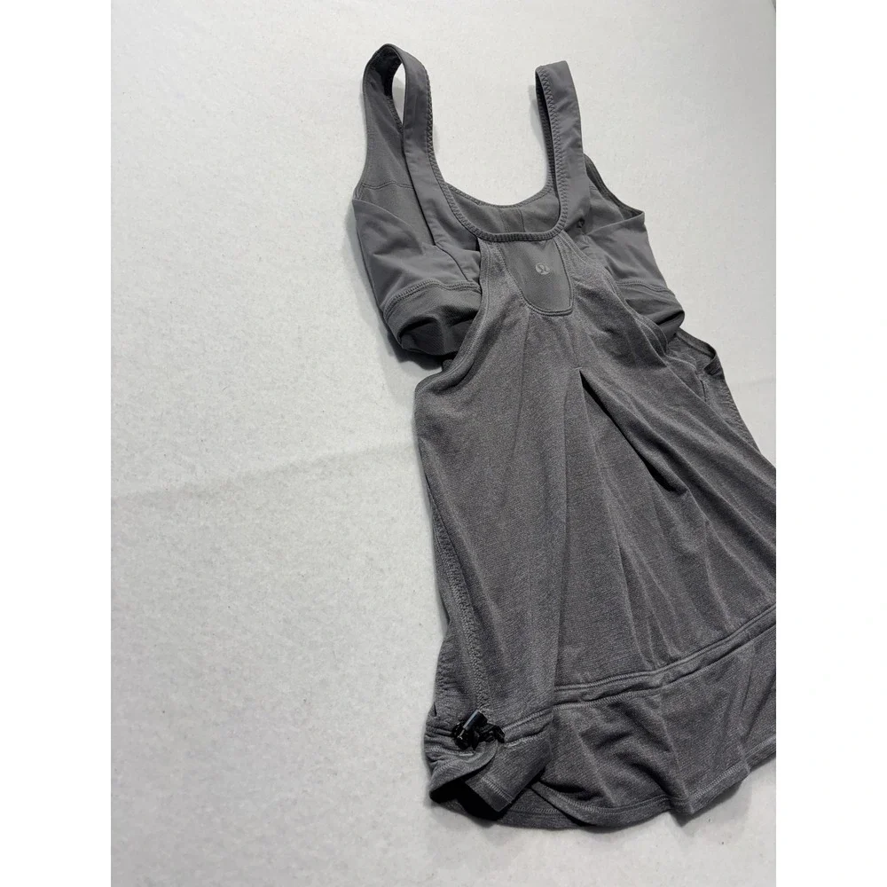 Lululemon Tank Womens Small Gray Scoop Neck Built In Bra Drawcord Hem Yoga Top